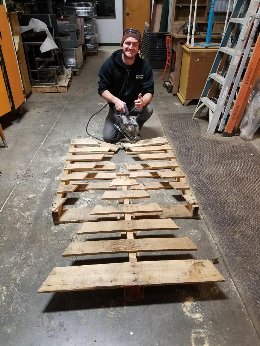 Diy Wood Pallet Christmas Trees Portland Region Restores